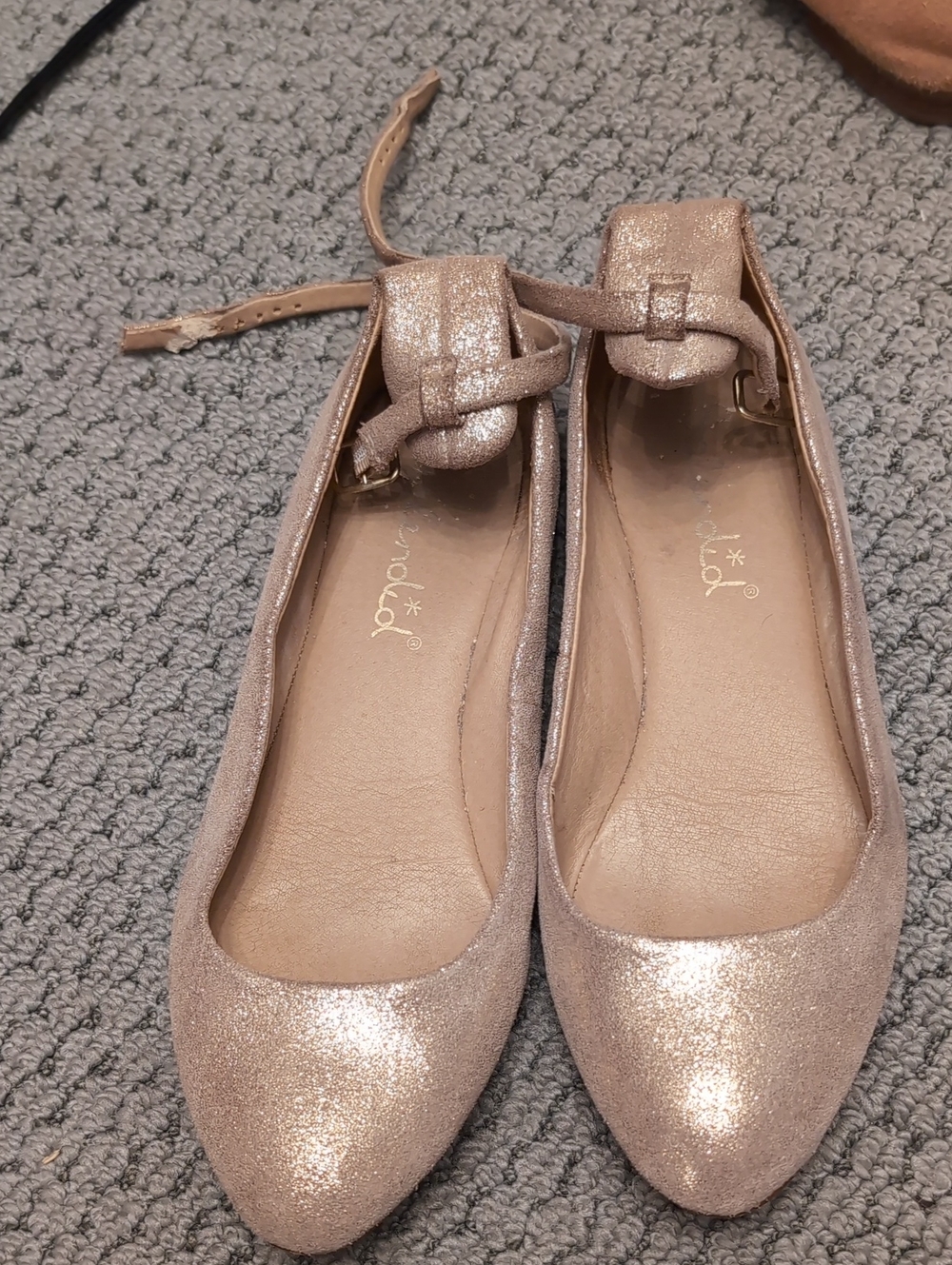 Splendid Rose Gold Glitter Pointed Ballet Flats with Ankle Strap
